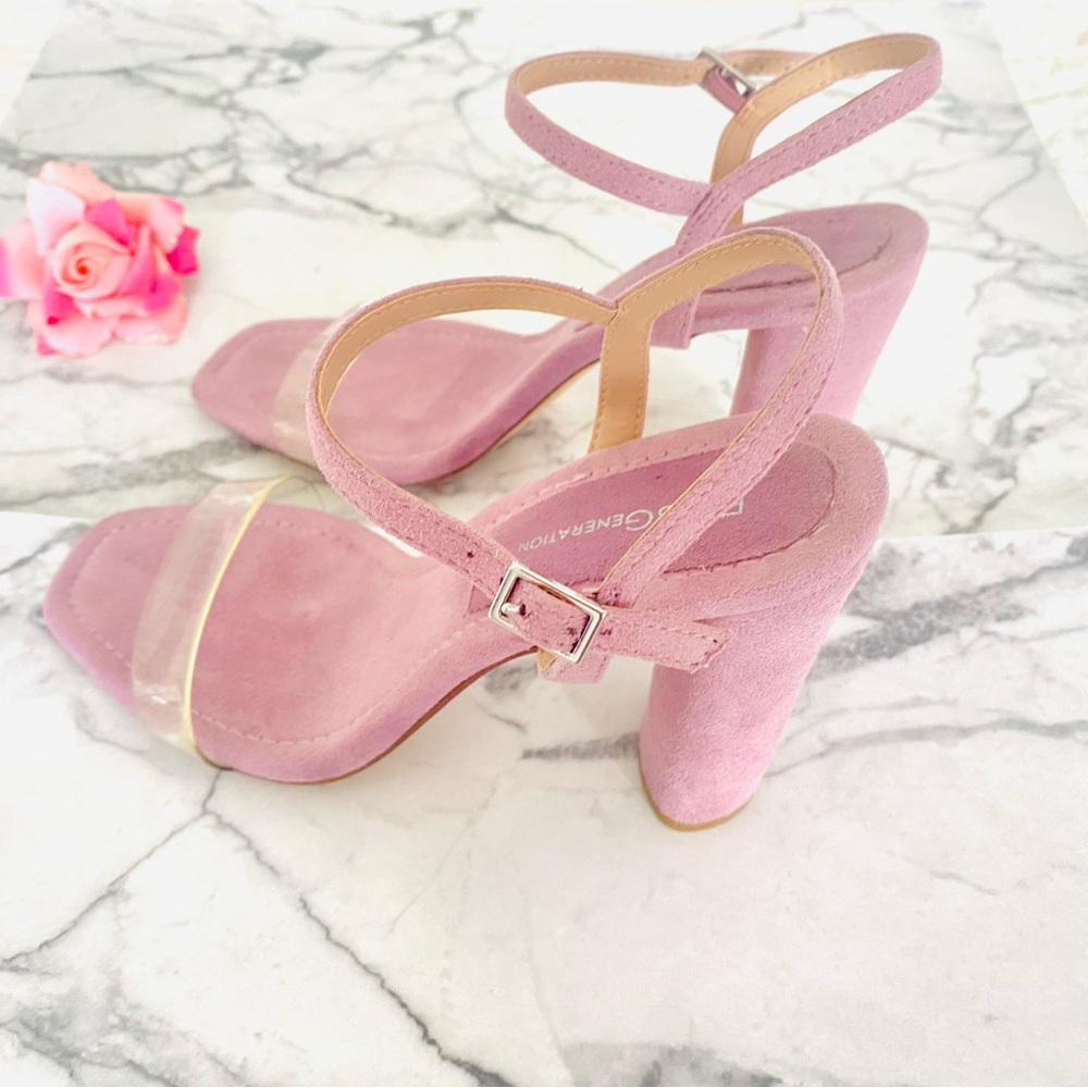💕Pretty Purple PVC Heels SZ 8.5 - Picture 6 of 13